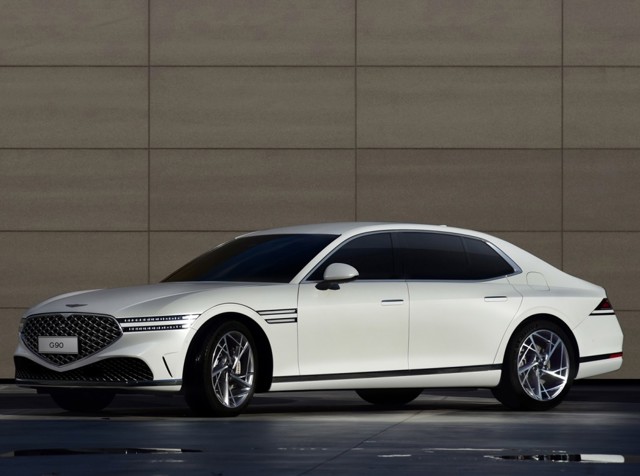 Genesis G90 photo 5
