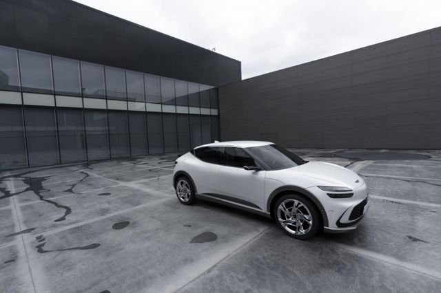 Genesis Gv60 photo 6
