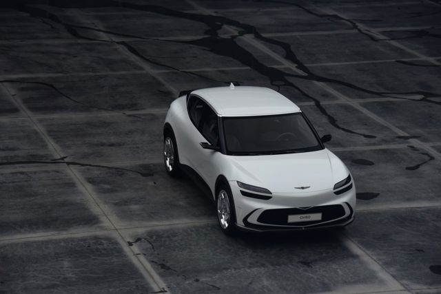 Genesis Gv60 photo 8