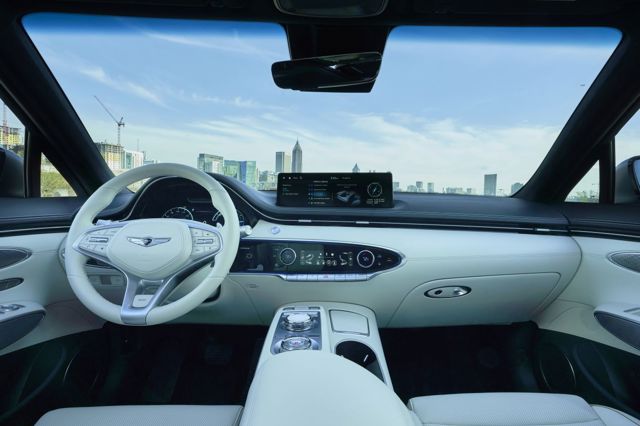 Genesis Gv70 photo 81