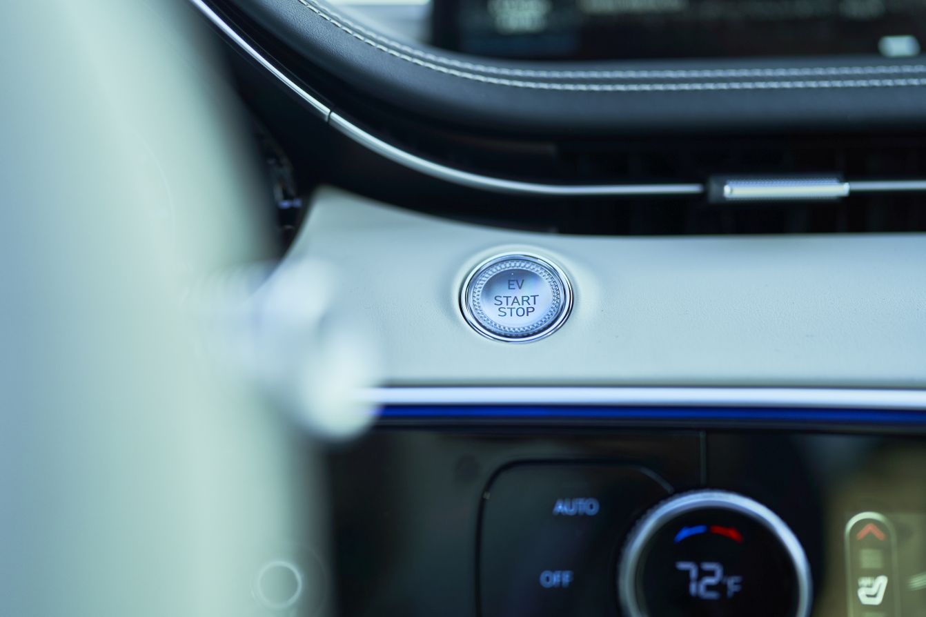 Genesis Gv70 photo 83