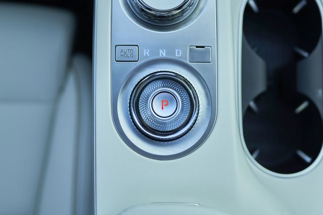 Genesis Gv70 photo 85