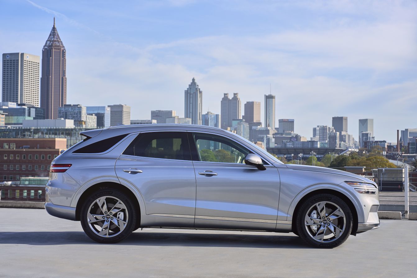 Genesis Gv70 photo 29