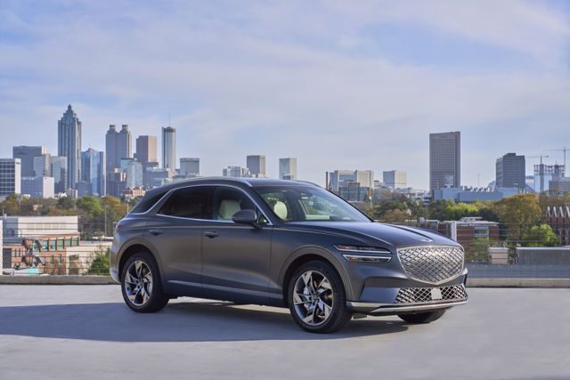 Genesis Gv70 photo 30