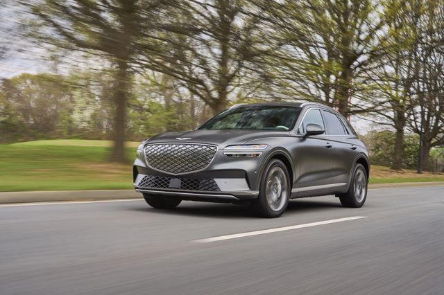 Genesis Gv70 photo 42