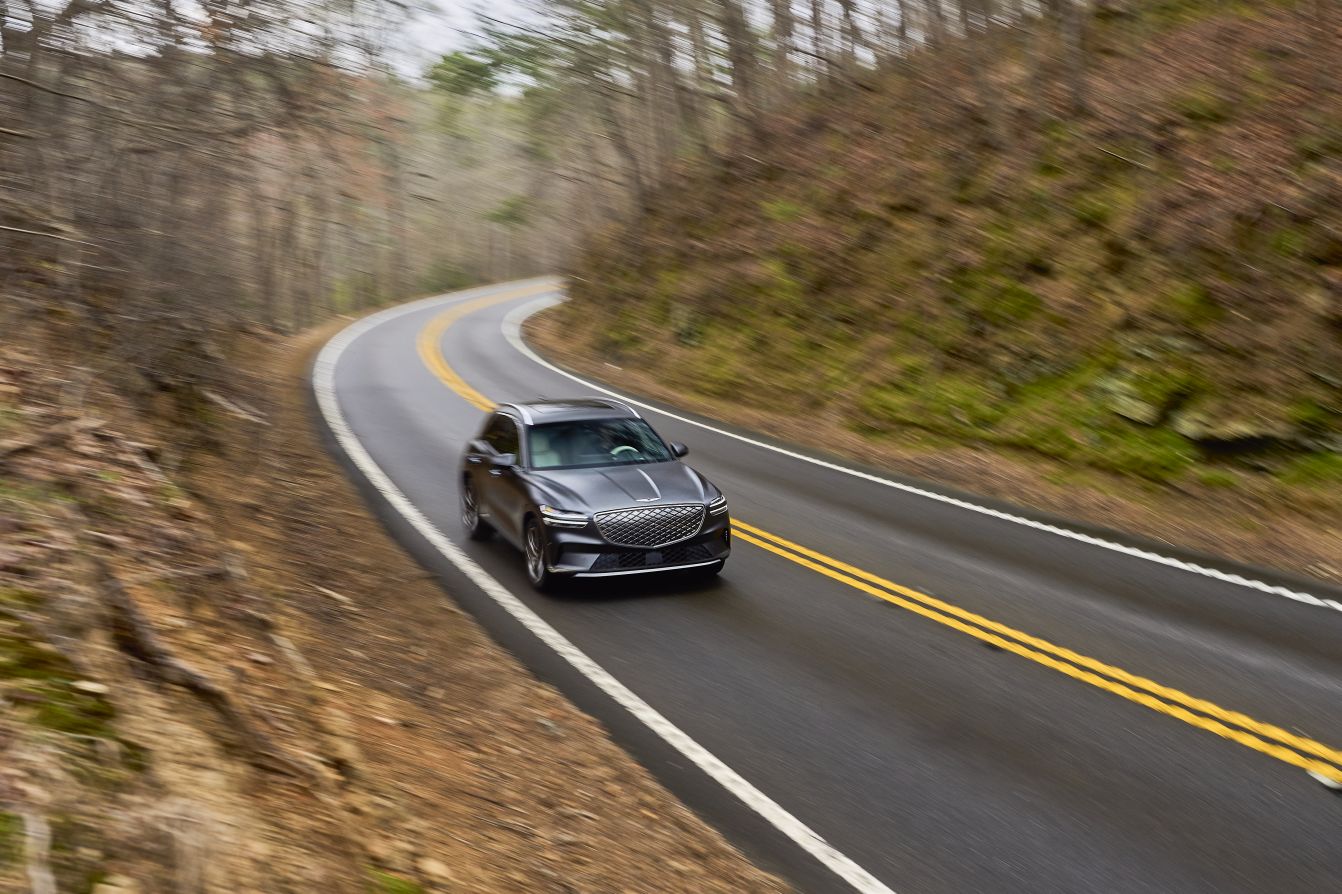 Genesis Gv70 photo 57