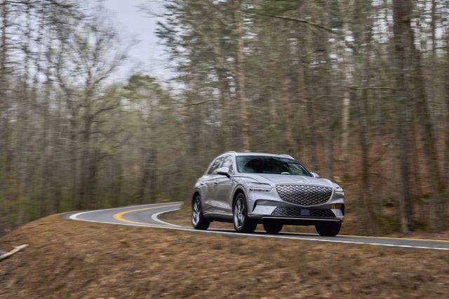Genesis Gv70 photo 59
