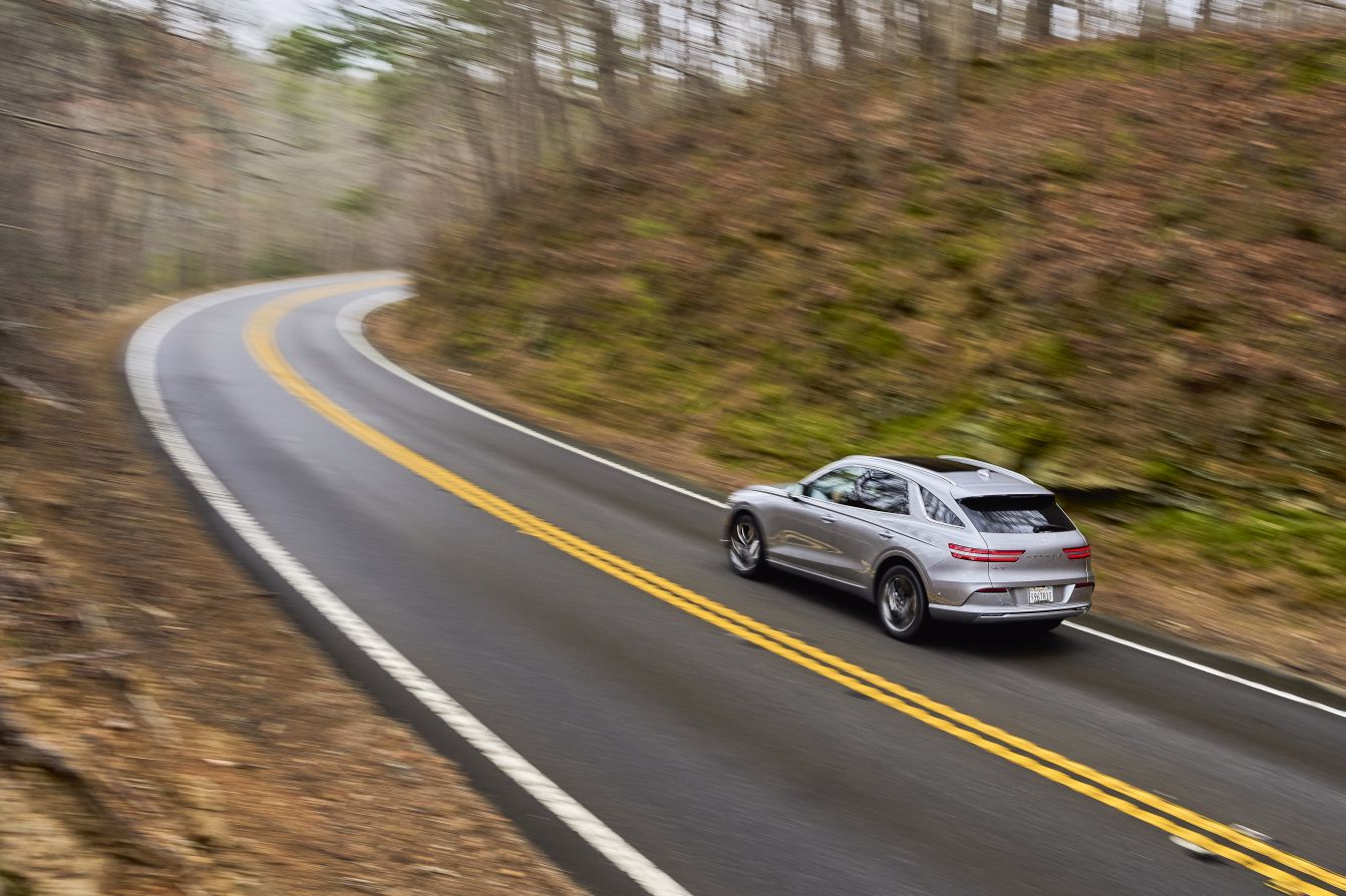 Genesis Gv70 photo 61