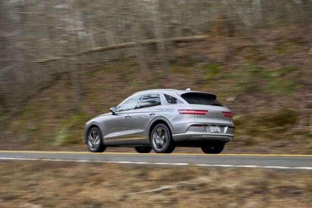 Genesis Gv70 photo 67
