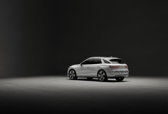 Genesis Gv70 photo 6