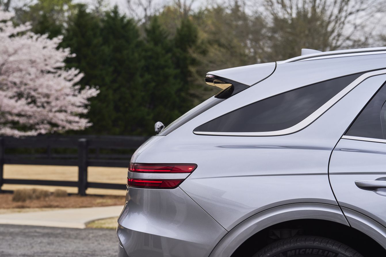 Genesis Gv70 photo 74