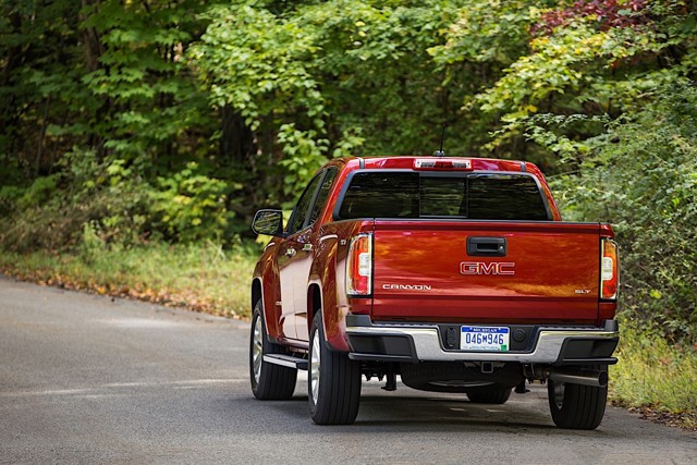 Gmc Canyon Crew Cab photo 10