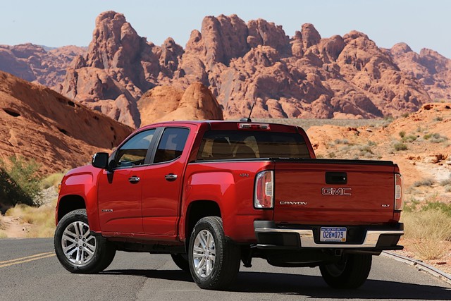 Gmc Canyon Crew Cab photo 18