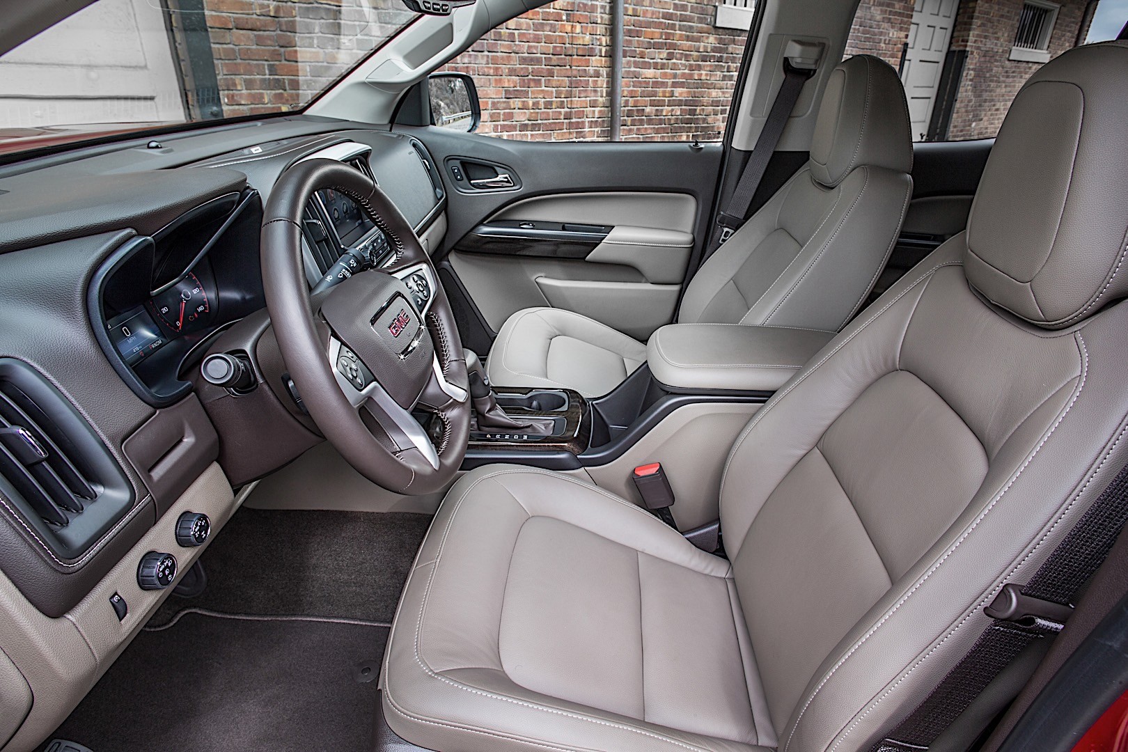 Gmc Canyon Crew Cab photo 43