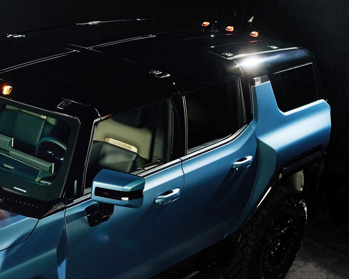 Gmc Hummer Ev Suv photo 2