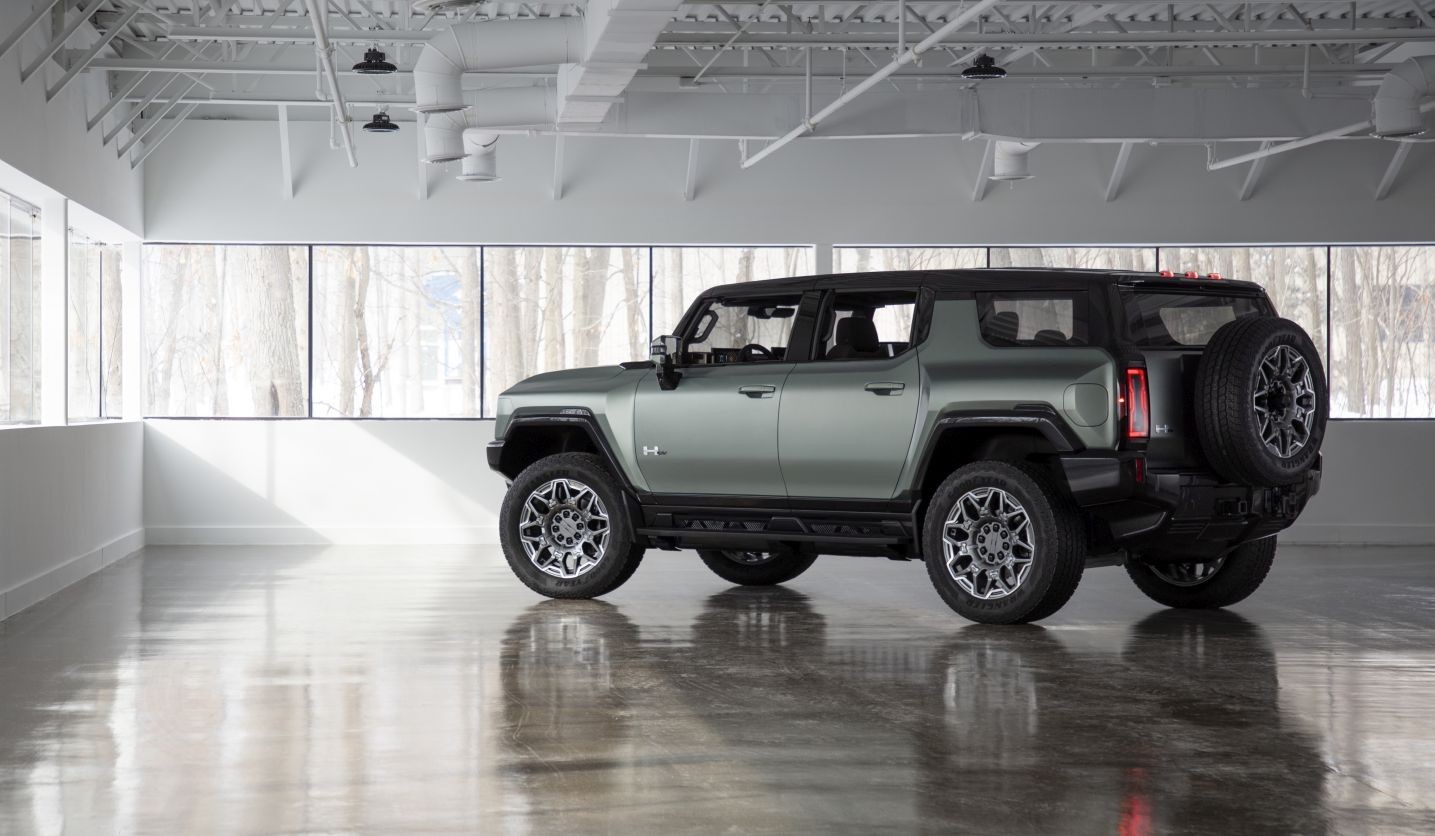 Gmc Hummer Ev Suv photo 13