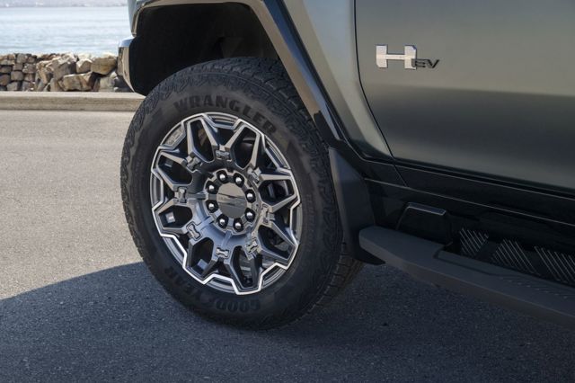 Gmc Hummer Ev Suv Foto 33