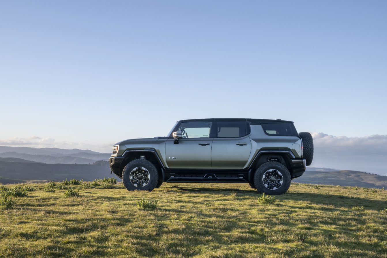 Gmc Hummer Ev Suv photo 37