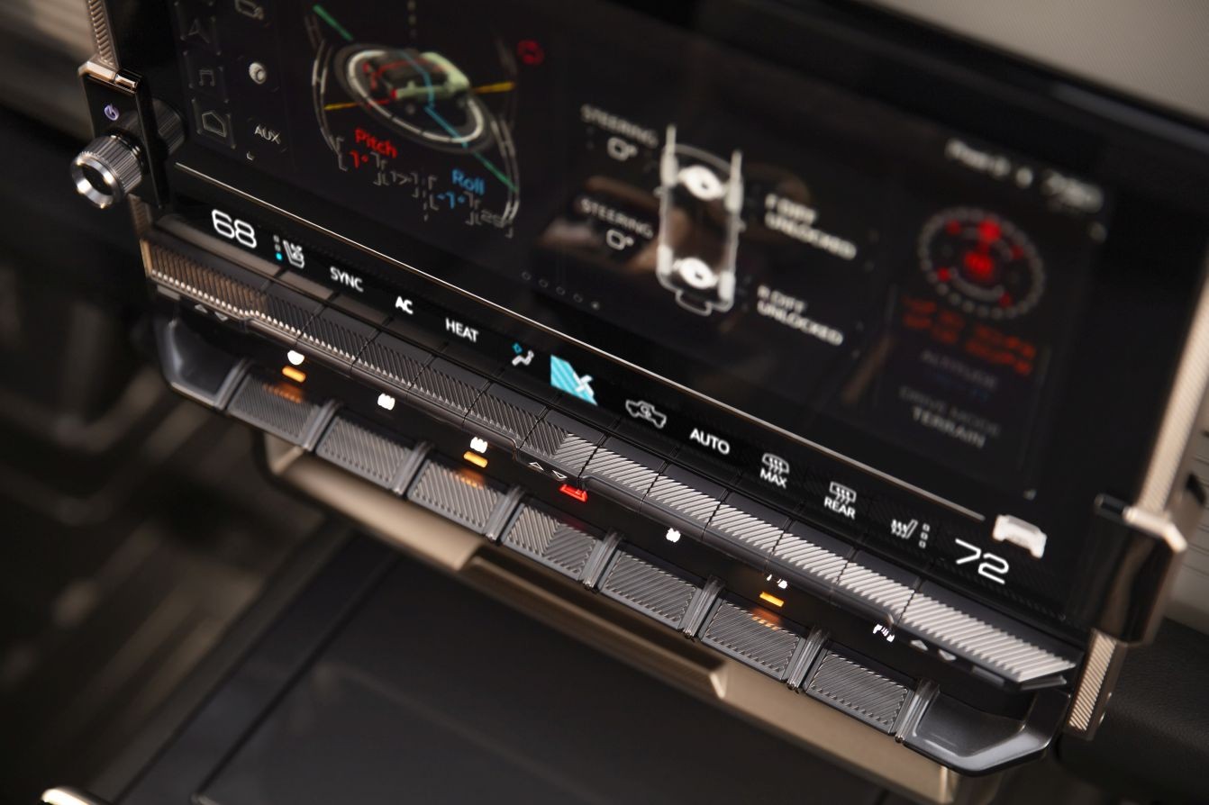 Gmc Hummer Ev Suv photo 57