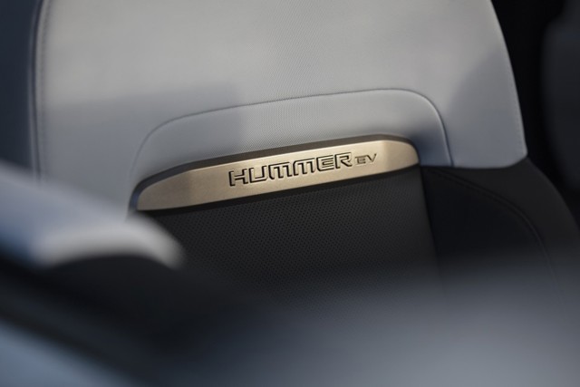 Gmc Hummer Ev photo 11