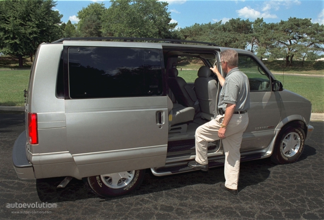 Gmc Safari photo 3