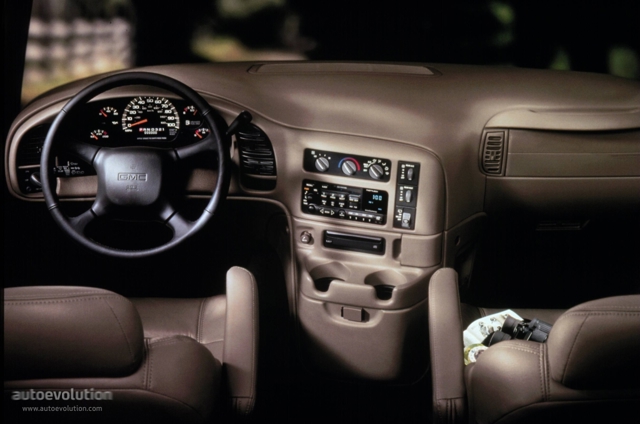 Gmc Safari photo 9