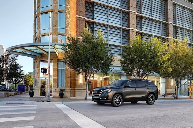 Gmc Terrain photo 2