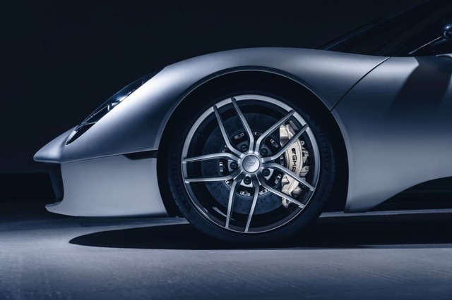 Gordon Murray Automotive T.33 photo 11