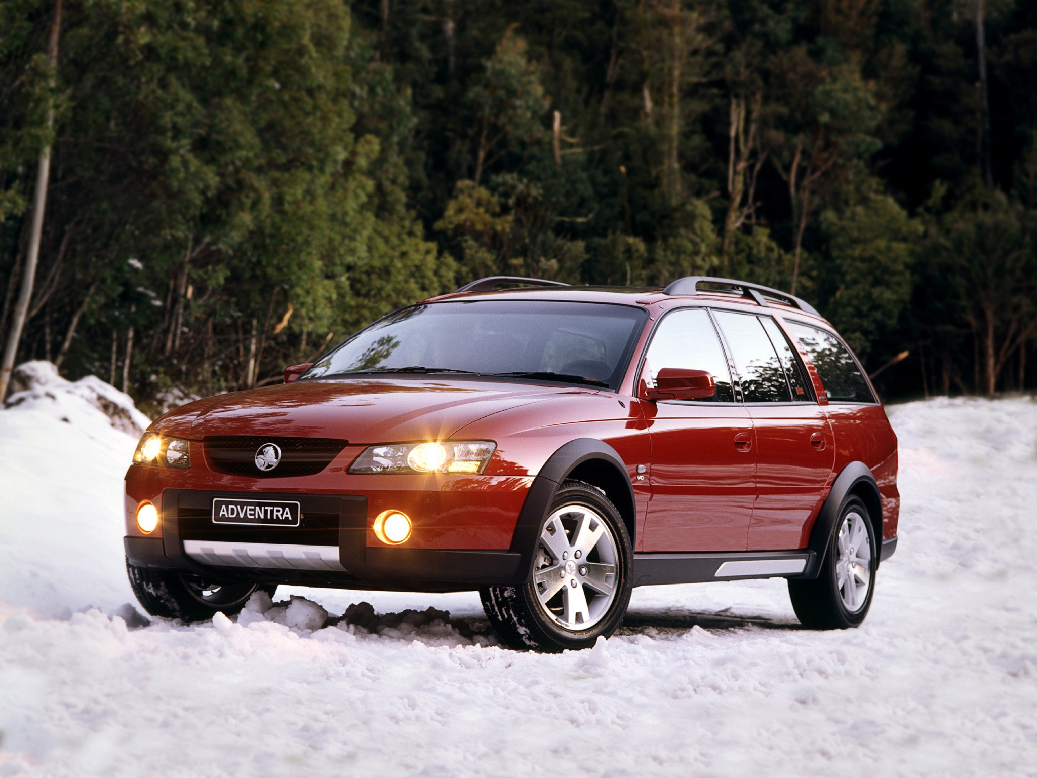 Holden Adventra photo 13