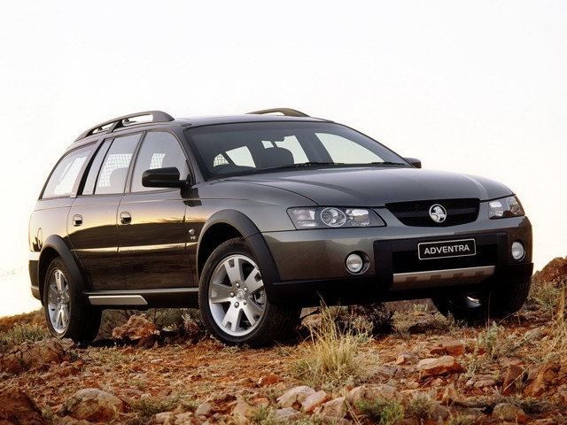 Holden Adventra photo 18