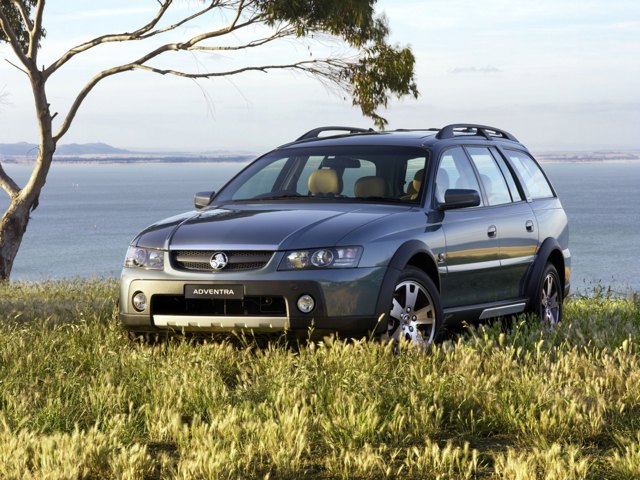 Holden Adventra photo 24