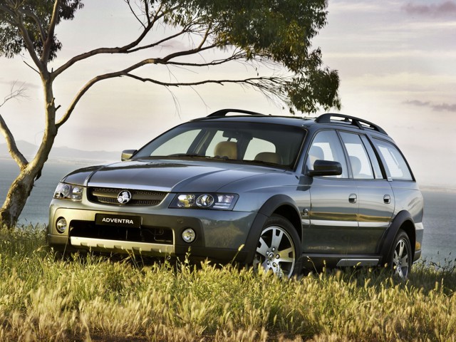 Holden Adventra photo 28
