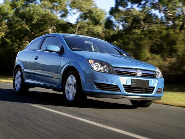 Holden Astra 3 Doors foto 23