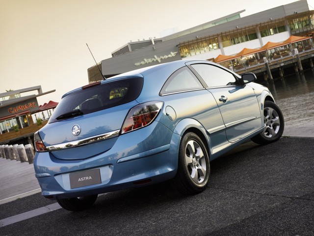 Holden Astra 3 Doors foto 28
