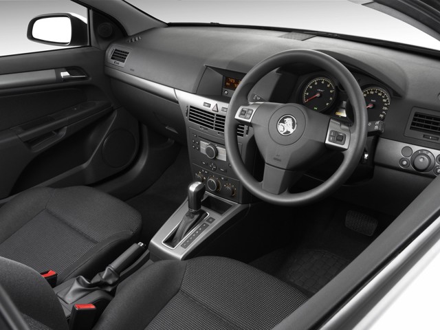 Holden Astra 3 Doors foto 33