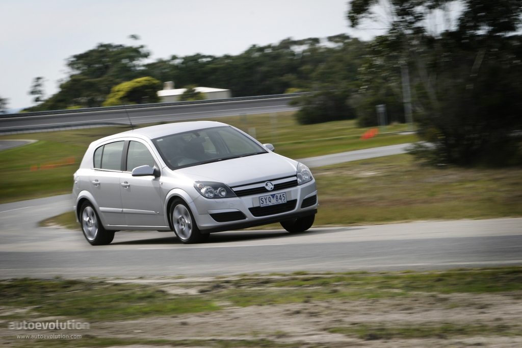 Holden Astra 5 Doors photo 3