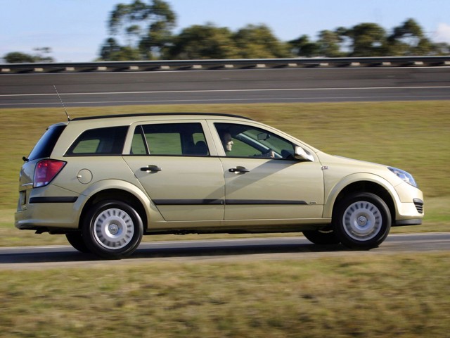 Holden Astra Caravan Foto 7