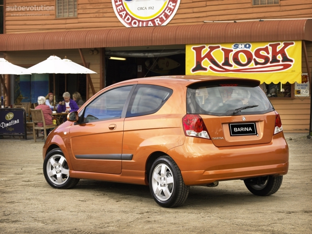 Holden Barina 3 Doors photo 4