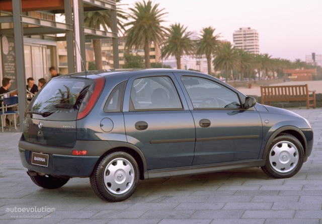 Holden Barina 5 Doors Foto 4