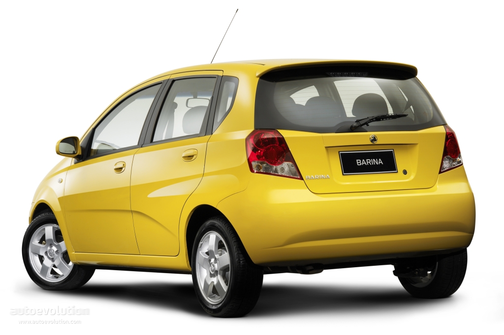 Holden Barina 5 Doors photo 5