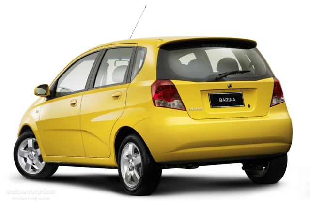 Holden Barina 5 Doors Foto 5