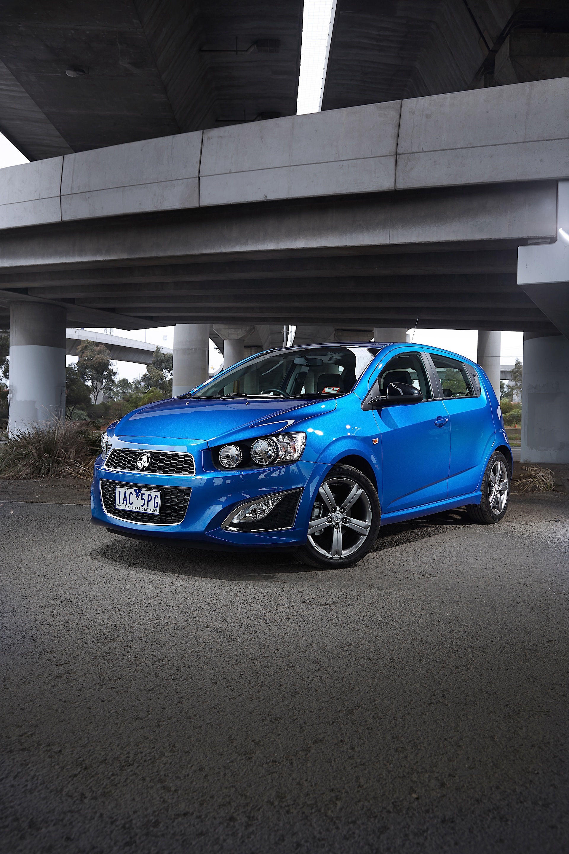 Holden Barina Rs photo 12