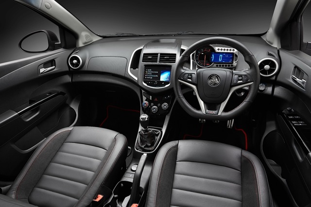 Holden Barina Rs photo 22