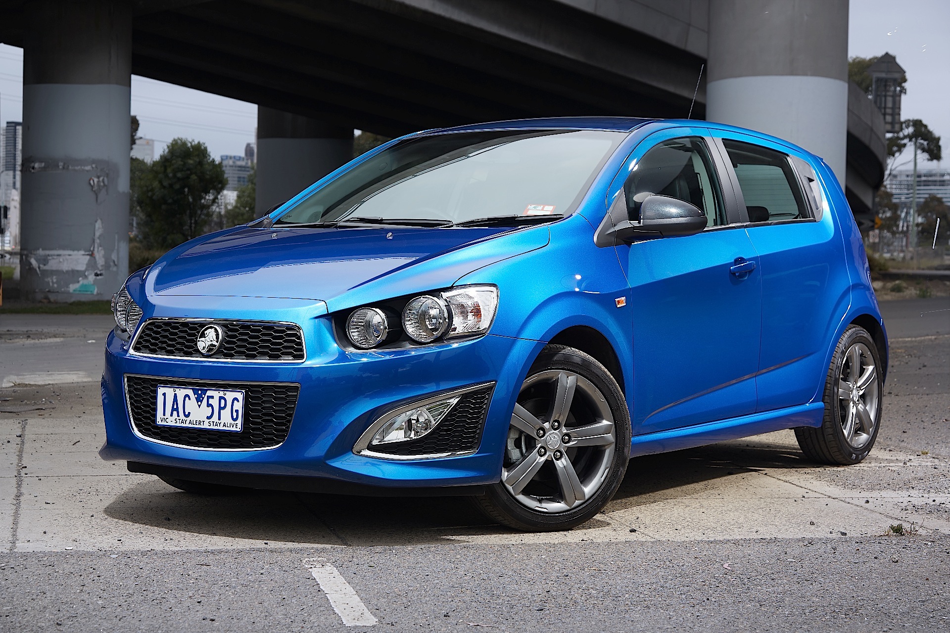 Holden Barina Rs photo 13