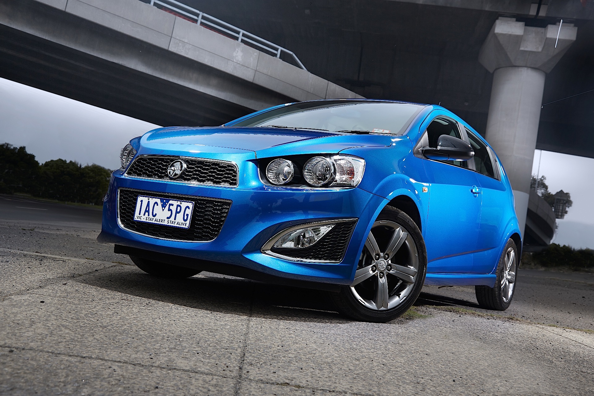 Holden Barina Rs photo 15