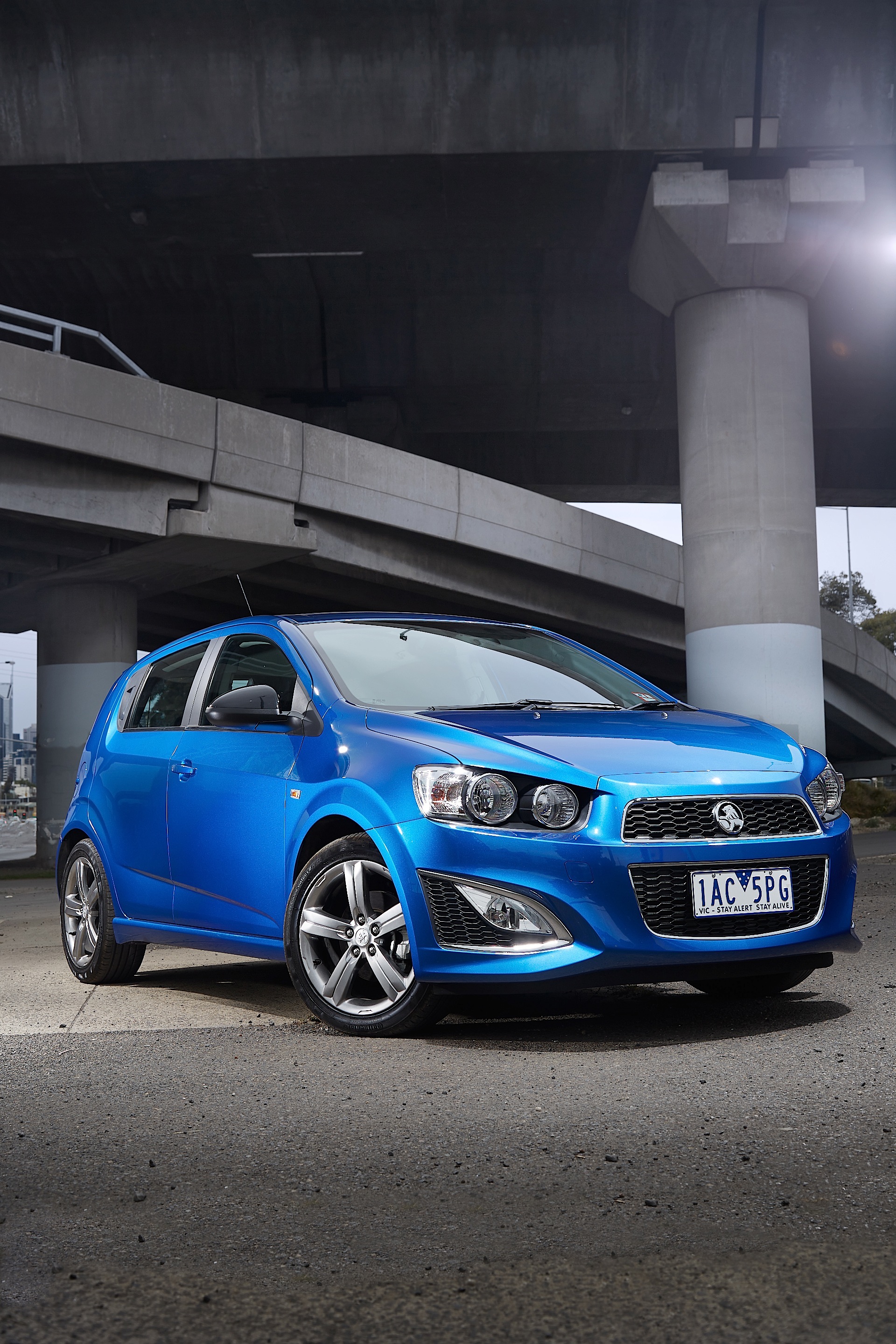 Holden Barina Rs photo 16