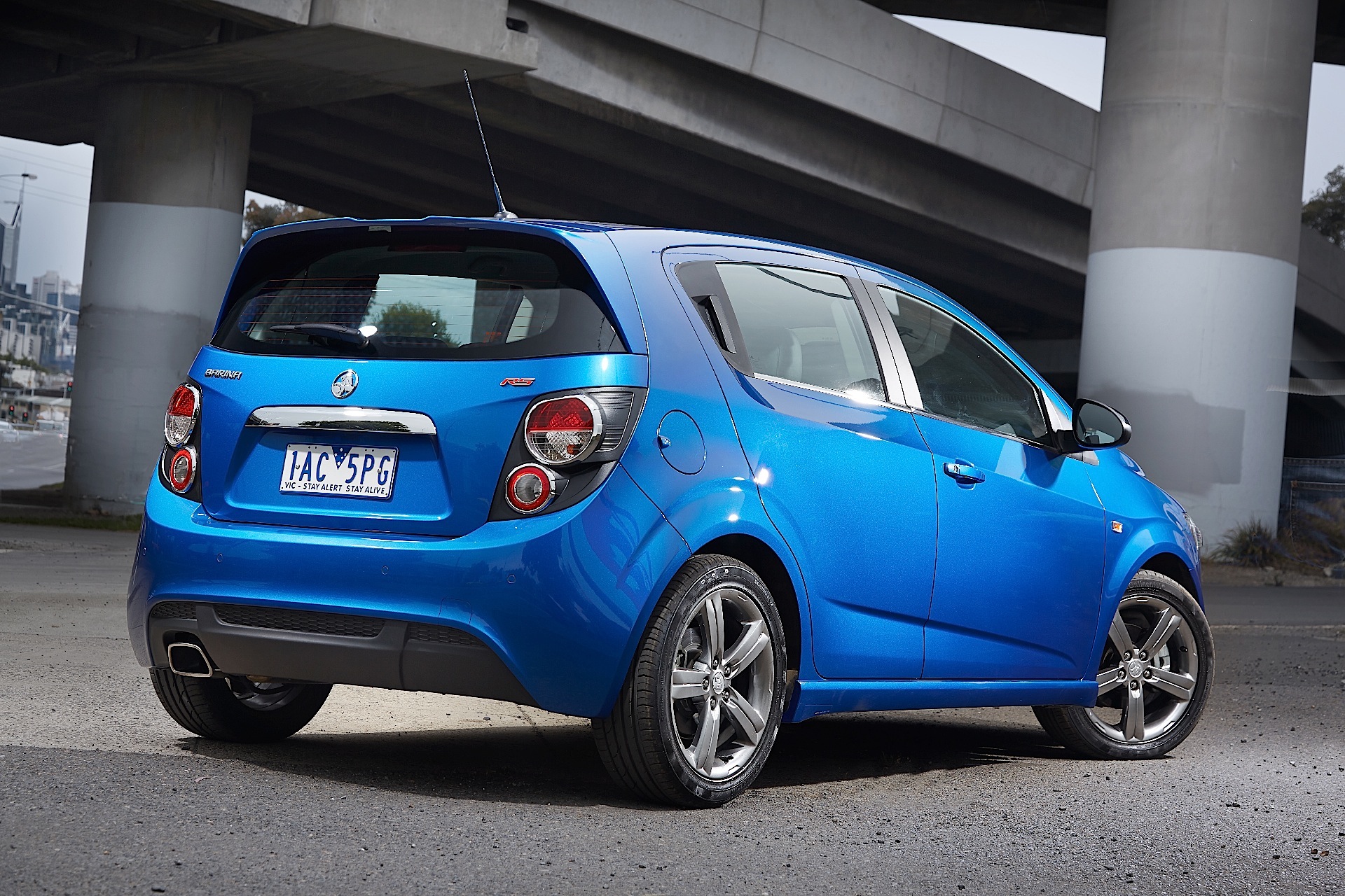 Holden Barina Rs photo 17