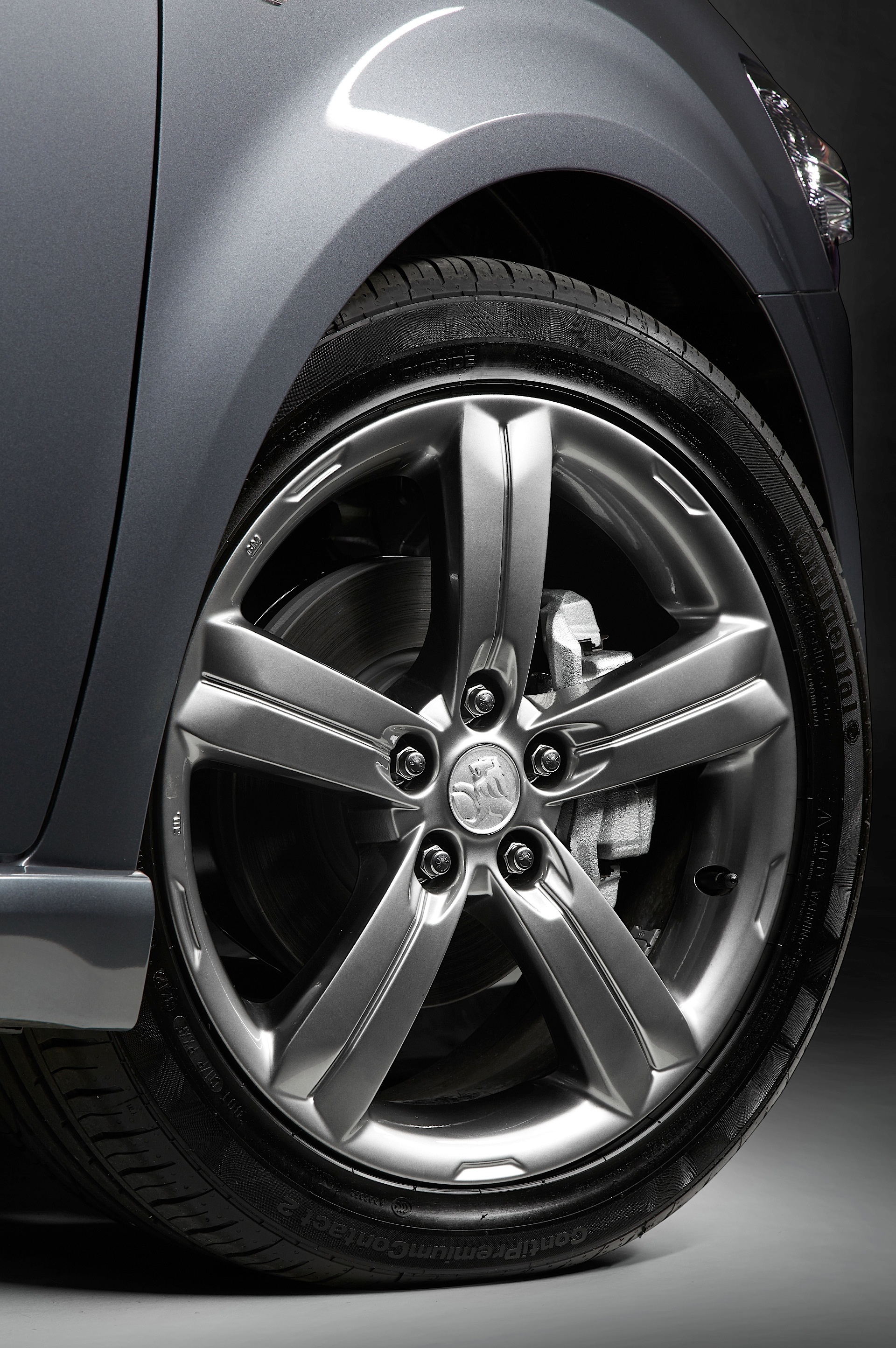 Holden Barina Rs photo 6