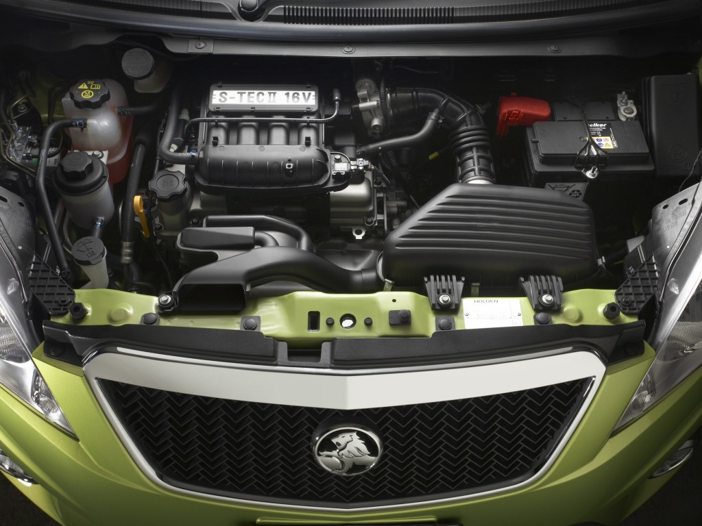 Holden Barina Spark photo 32