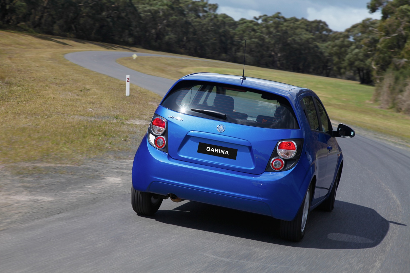 Holden Barina Spark photo 2